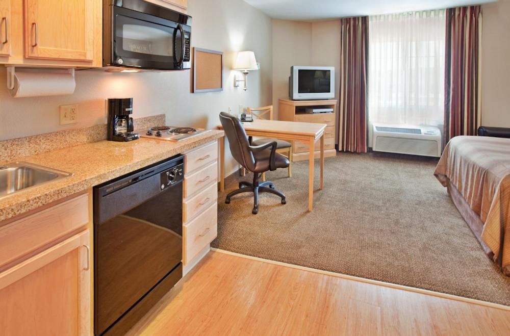 Candlewood Suites Junction City - Ft. Riley By Ihg Bagian luar foto