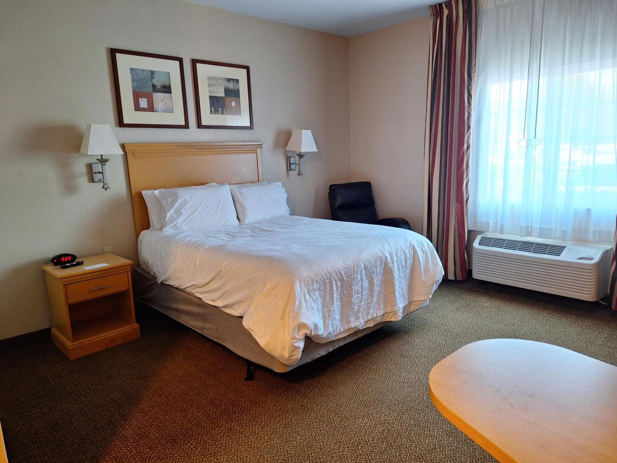 Candlewood Suites Junction City - Ft. Riley By Ihg Bagian luar foto