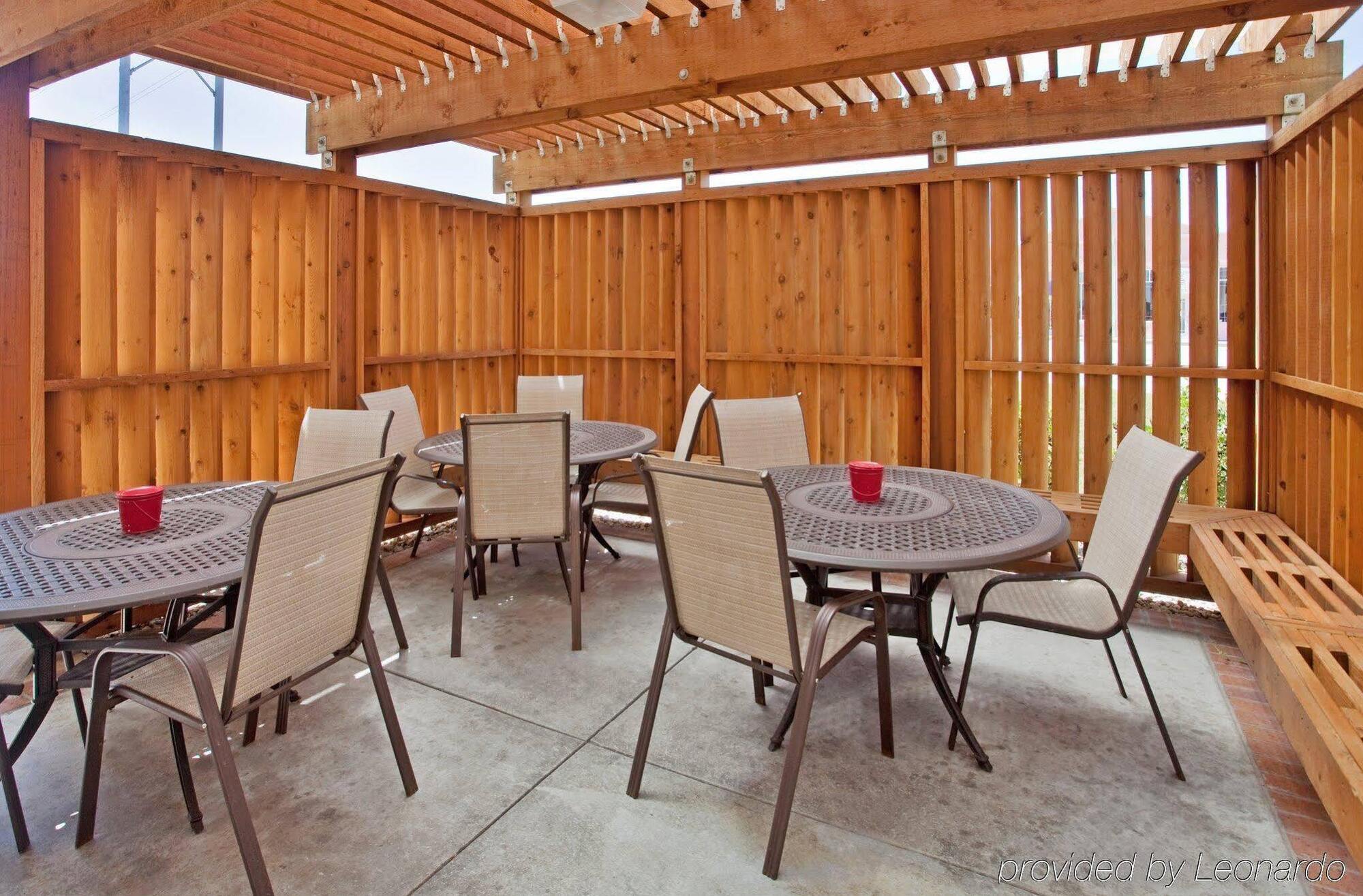 Candlewood Suites Junction City - Ft. Riley By Ihg Bagian luar foto